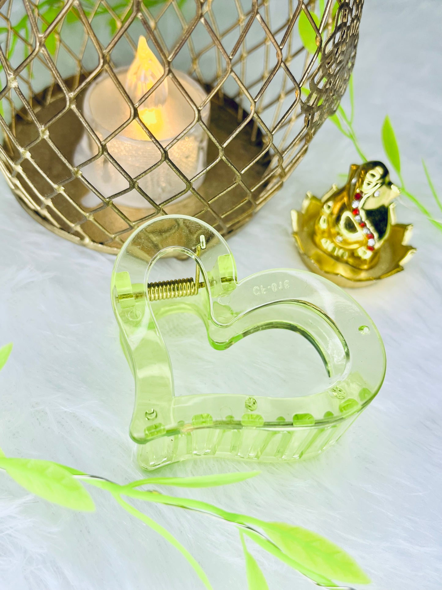 Blendora Transparent Heart Hair Claw Clip – Premium Acrylic | Strong Grip Cute Hair Clutcher for Women & Girls