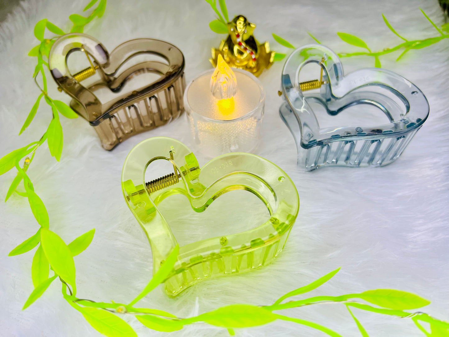 Blendora Transparent Heart Hair Claw Clip – Premium Acrylic | Strong Grip Cute Hair Clutcher for Women & Girls